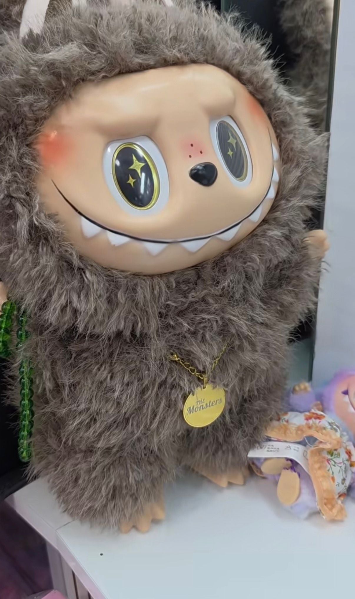 Labubu The Monsters Kürklü Klasik Figür – Kahverengi Plush Edition