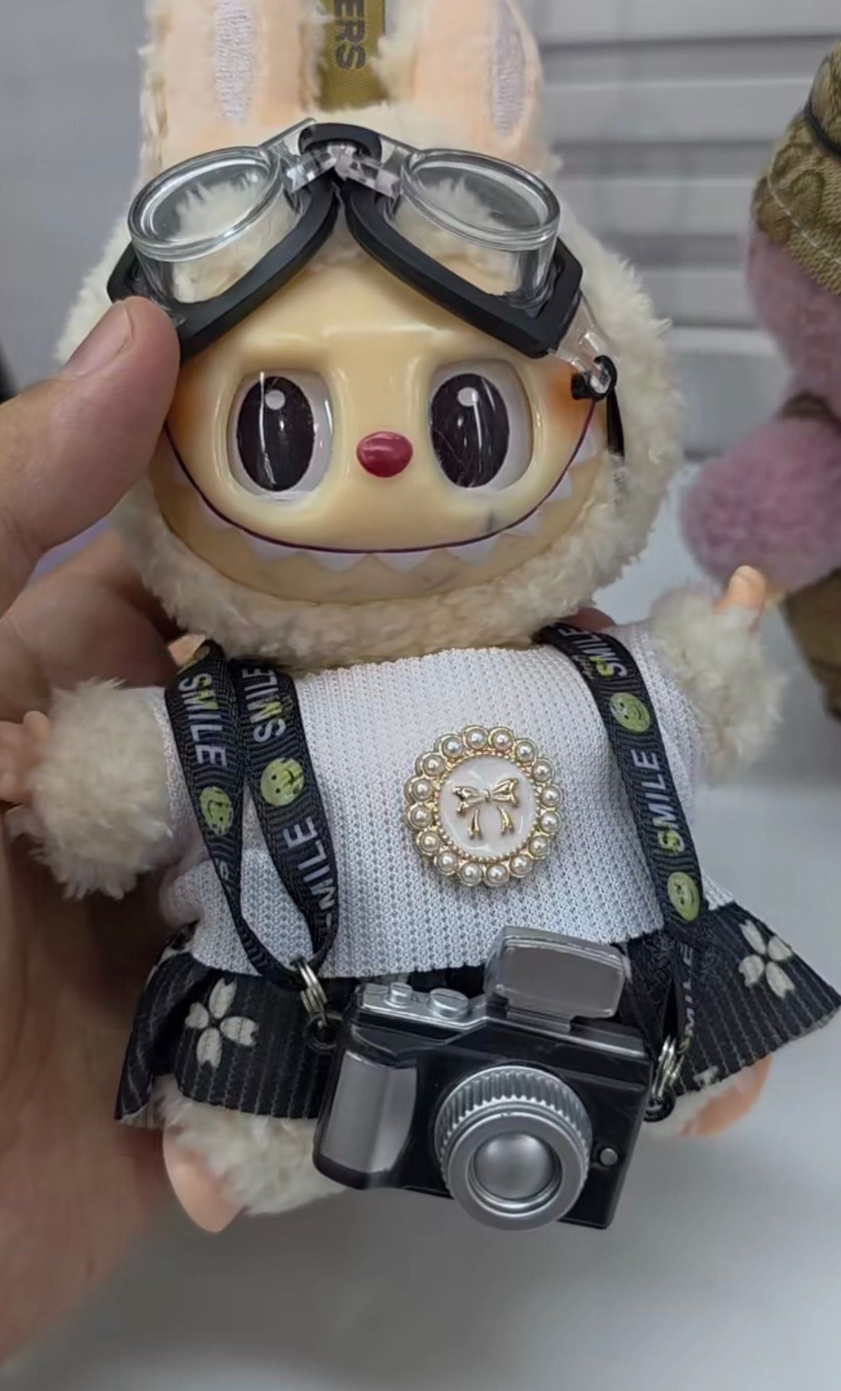 Labubu The Monsters Fotoğrafçı Tavşan Koleksiyon Figürü – Bunny Camera Edition